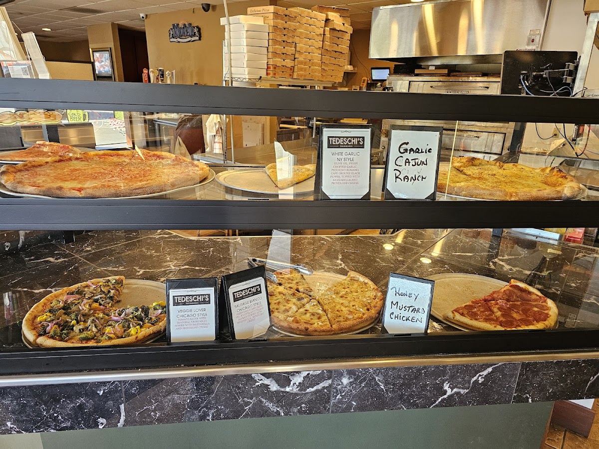 Tedeschi's Italian Eatery